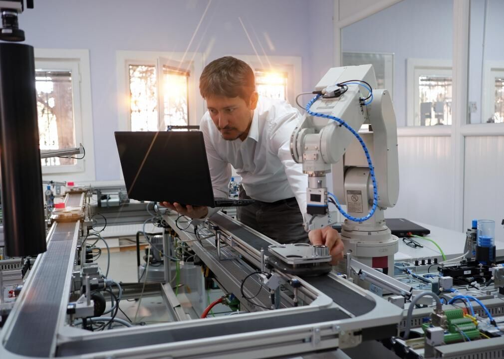 #23. Electronics engineers, except computer
